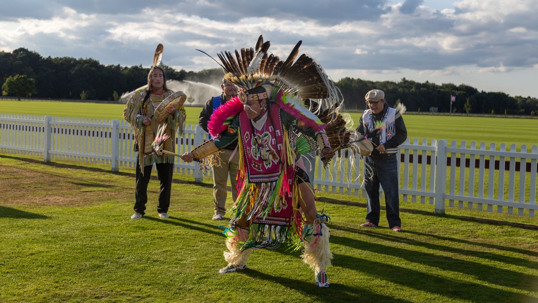 Standing Rocks London The Standing Rock Foundation launch celebrated Native American culture ...